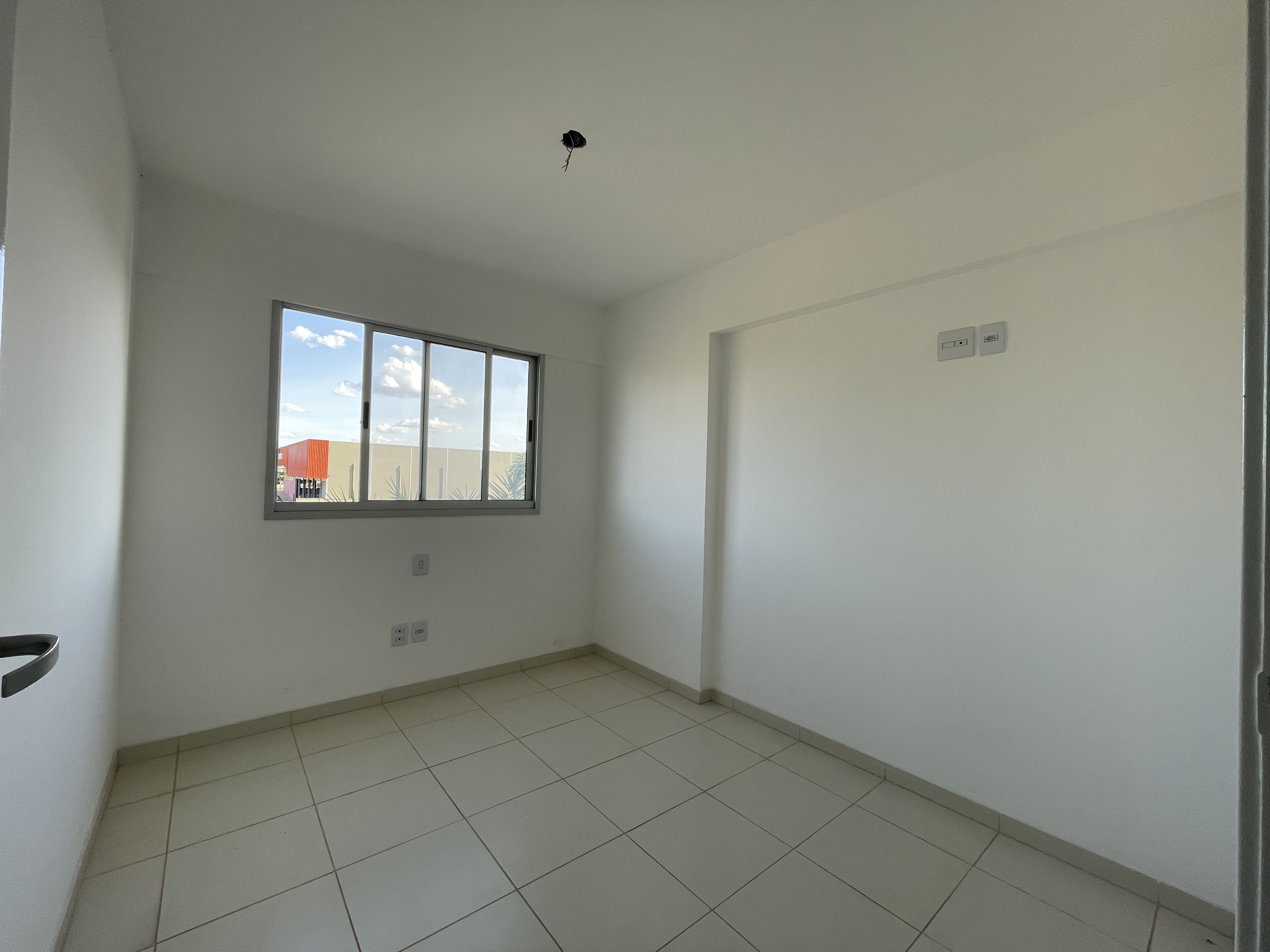 Apartamento para Venda em Goiânia, Vila Rosa, 3 dormitórios, 1 suíte, 2 banheiros, 1 vaga — foto