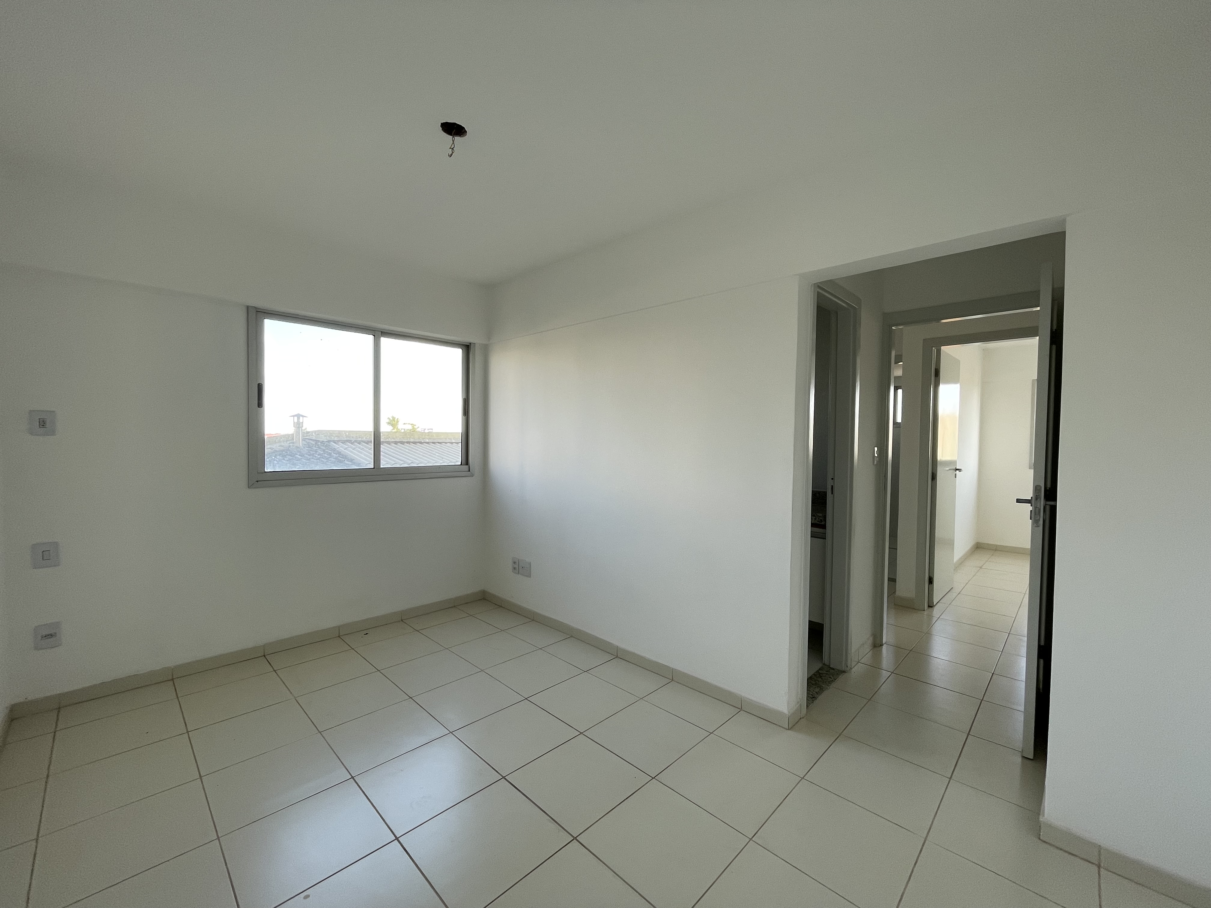 Apartamento para Venda em Goiânia, Vila Rosa, 3 dormitórios, 1 suíte, 2 banheiros, 1 vaga — foto