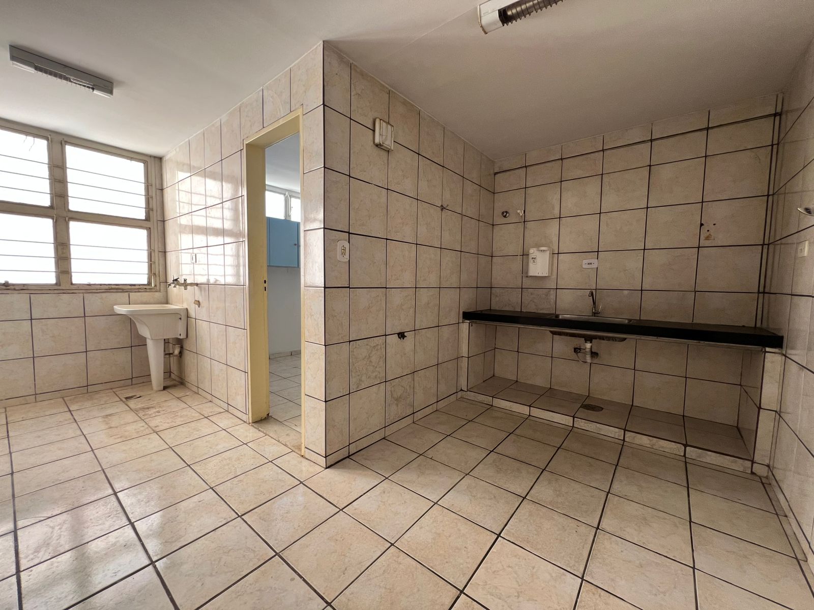 Apartamento à Venda - Setor Central | Goiânia - GO — foto