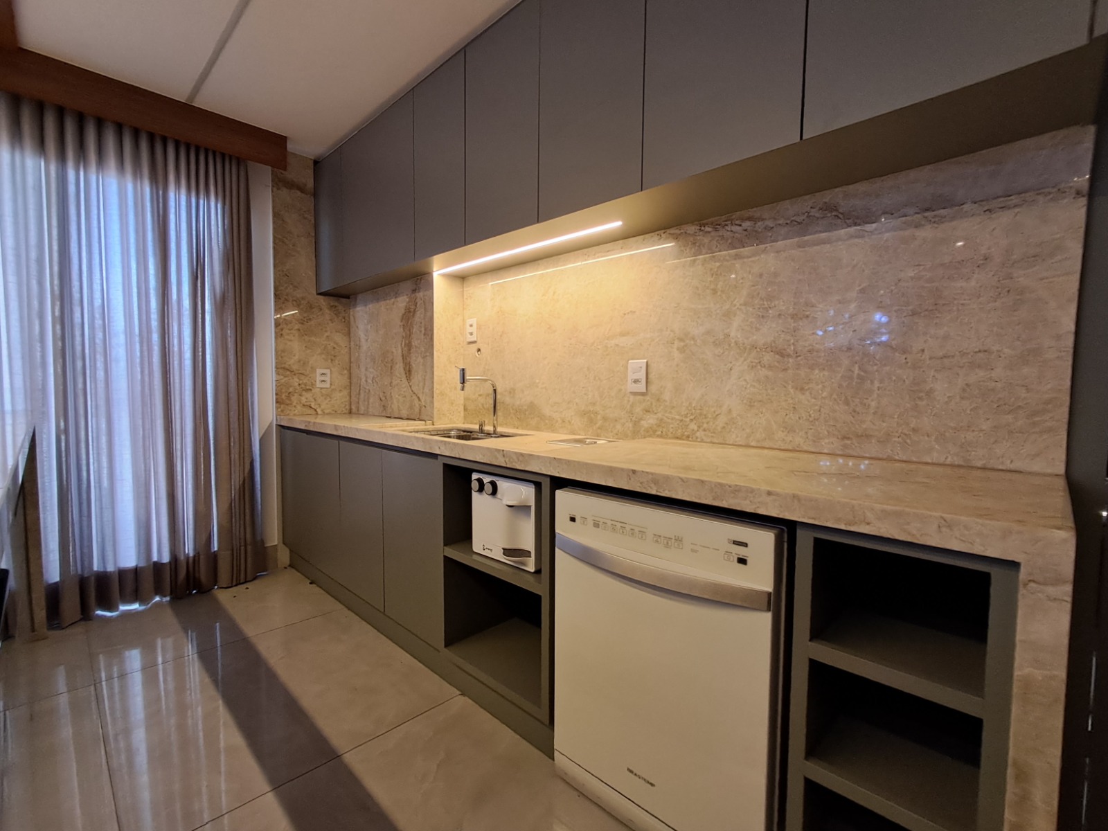 Apartamento, 3 quartos, 162 m² - Foto 3