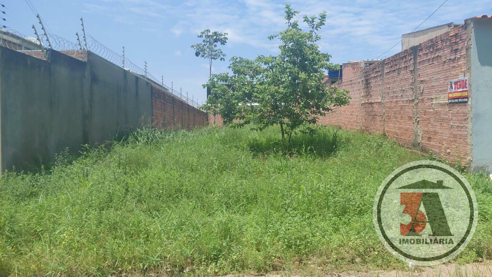 Lindo Terreno na 1º Etapa do Grenville — foto
