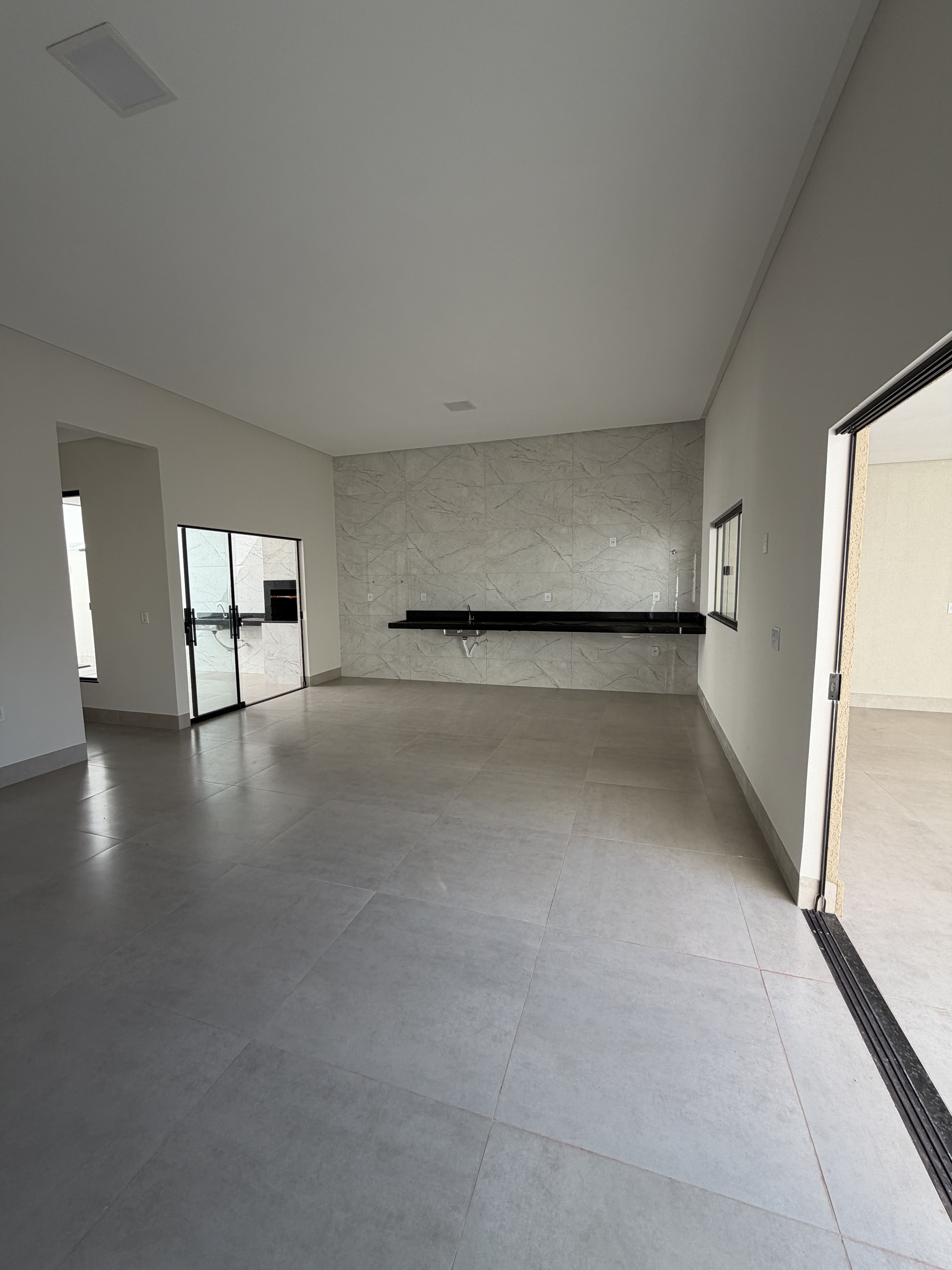Casa à Venda – Bairro das Indústrias | Aparecida de Goiânia - GO — foto