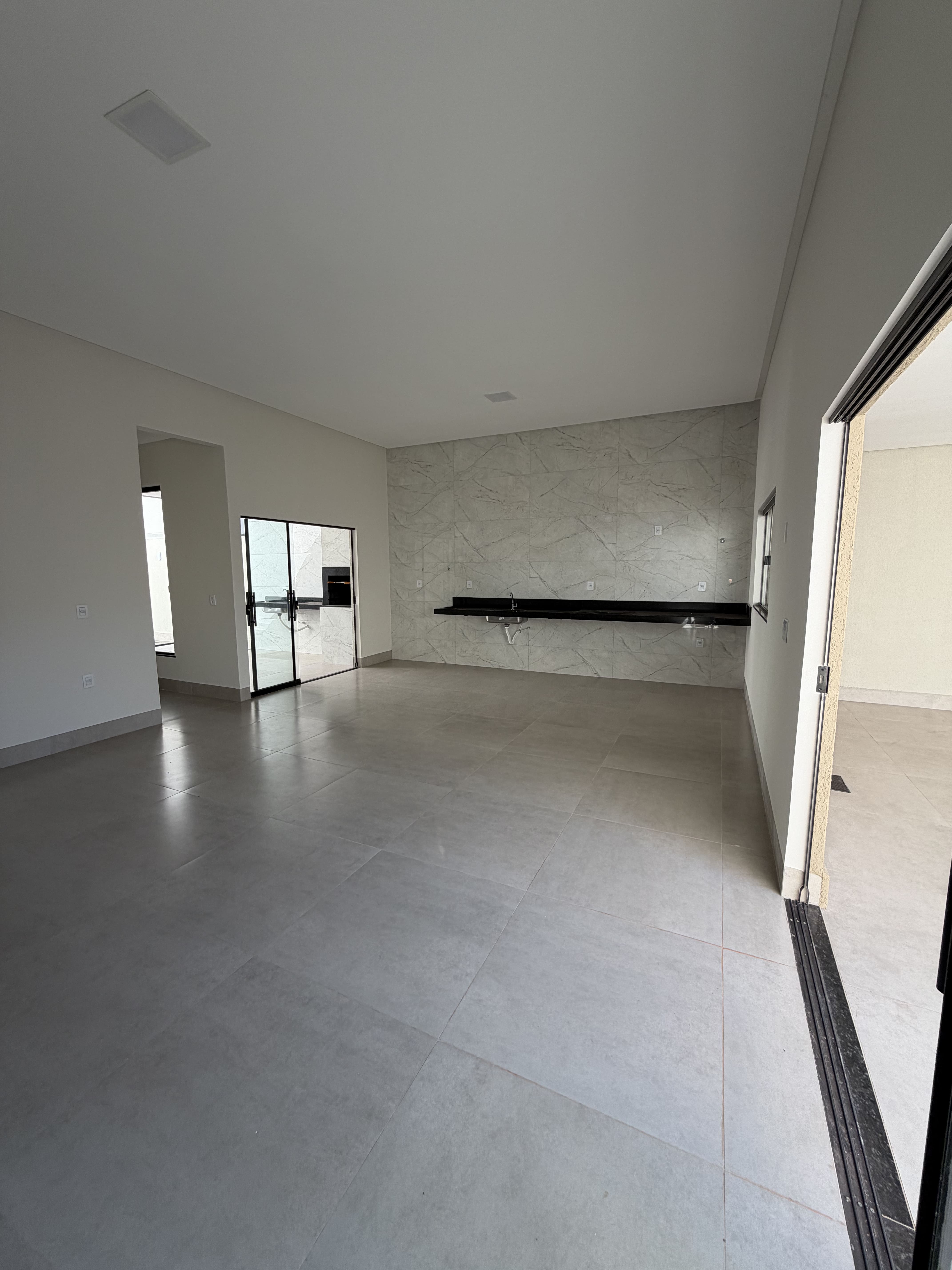 Casa à Venda – Bairro das Indústrias | Aparecida de Goiânia - GO — foto