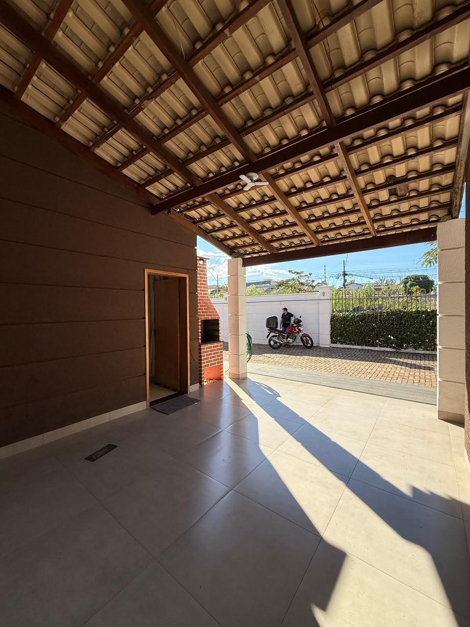 Casa à Venda – Condomínio Residencial Village Platina | Condomínio das Esmeraldas | Goiânia - GO — foto