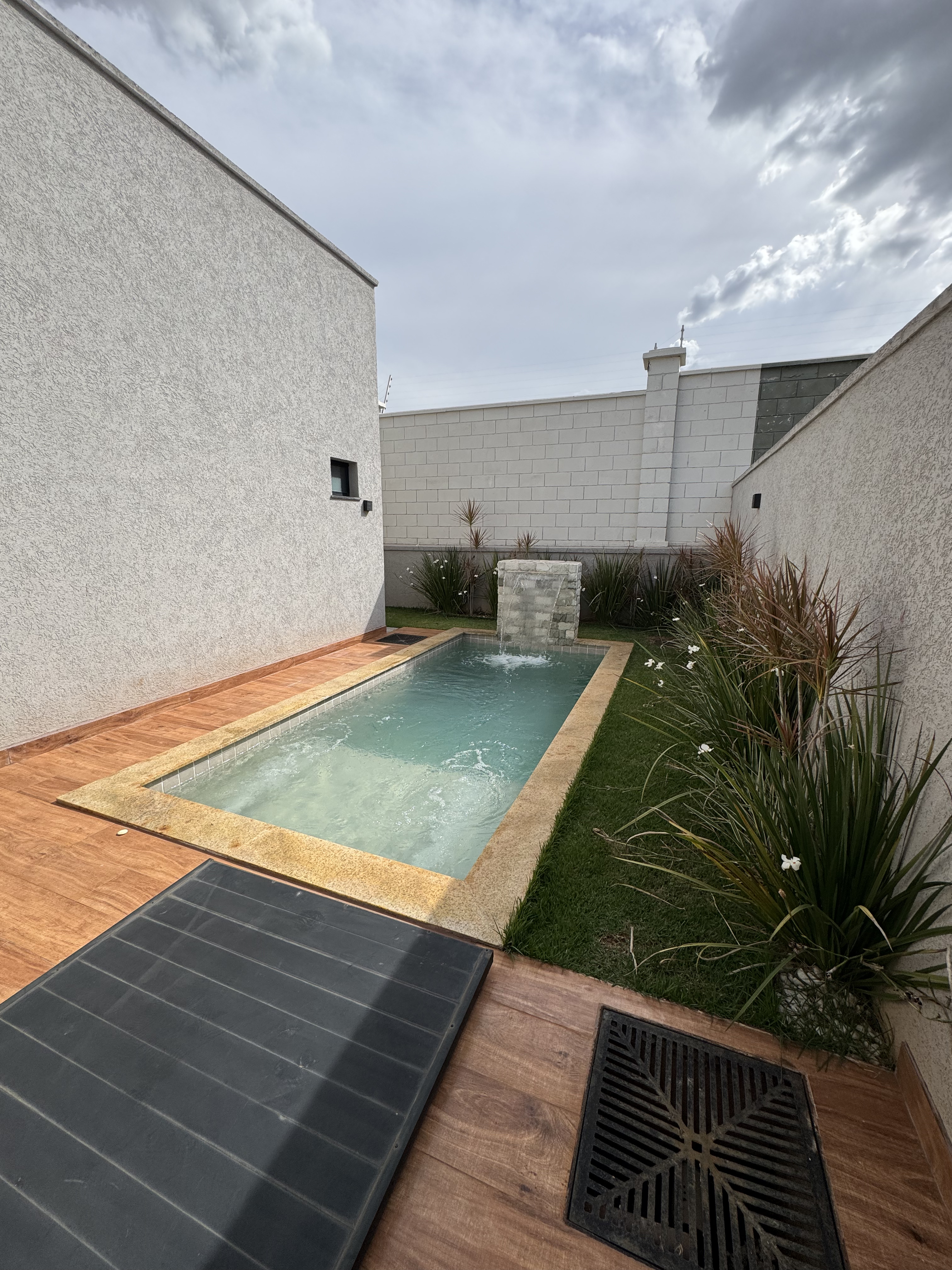 Casa de Alto Padrão à Venda - Terras Alpha Residencial 1 | Senador Canedo - GO — foto
