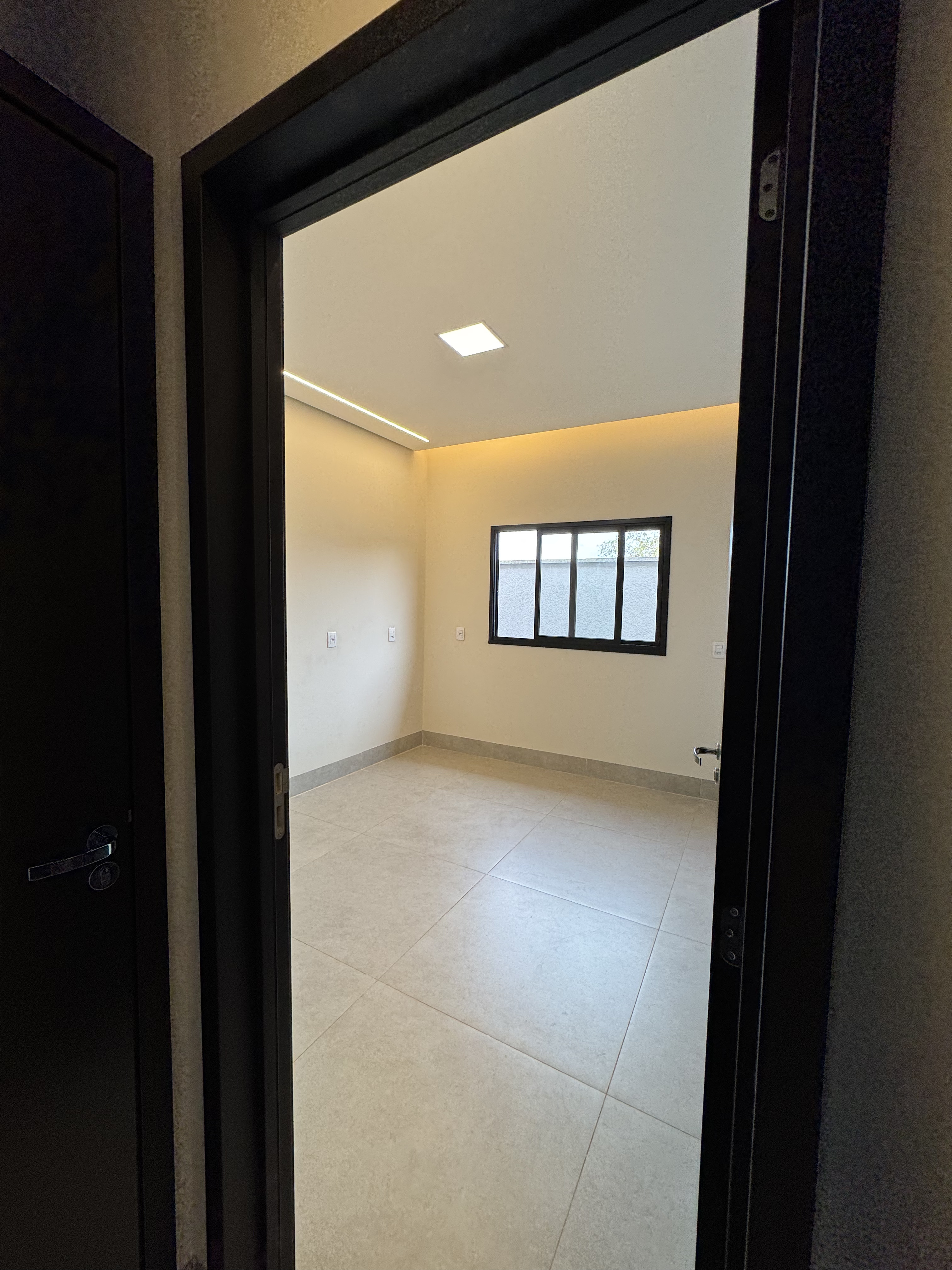 Casa de Alto Padrão à Venda - Terras Alpha Residencial 1 | Senador Canedo - GO — foto