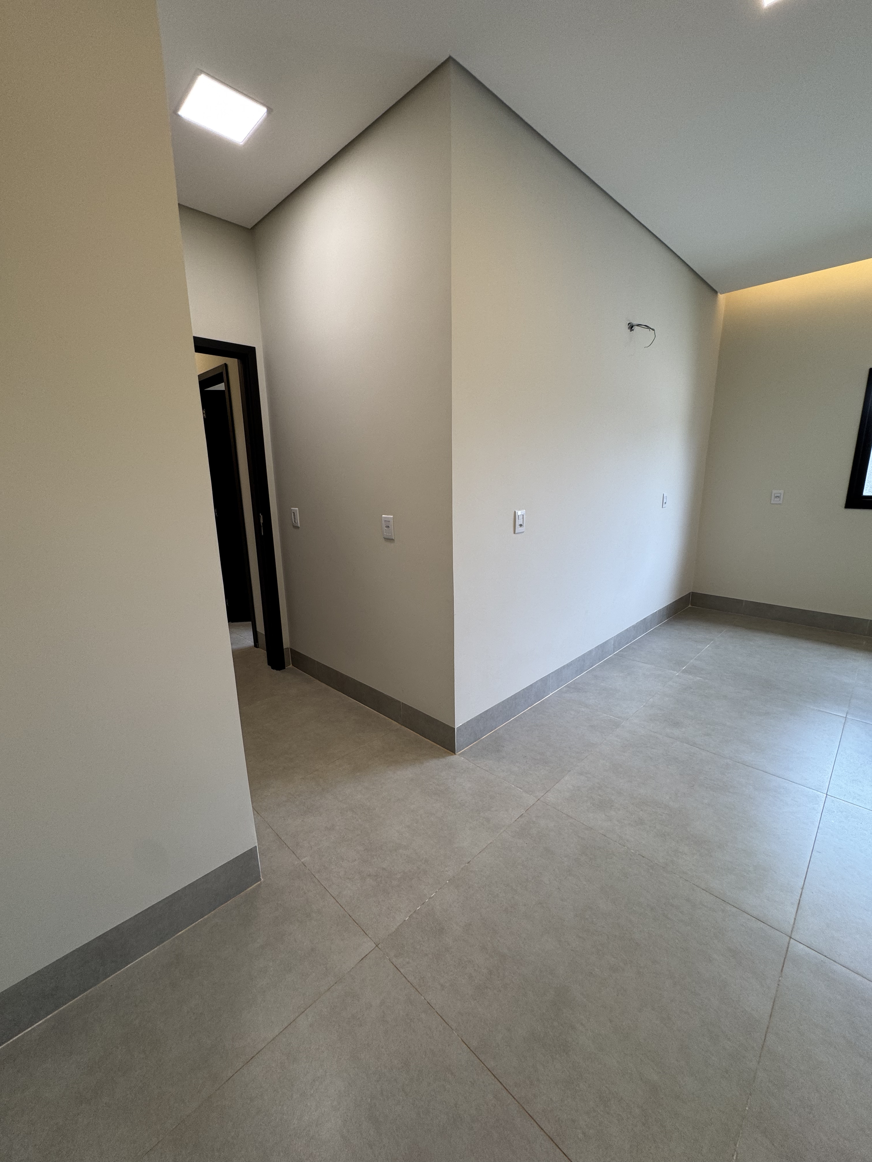Casa de Alto Padrão à Venda - Terras Alpha Residencial 1 | Senador Canedo - GO — foto