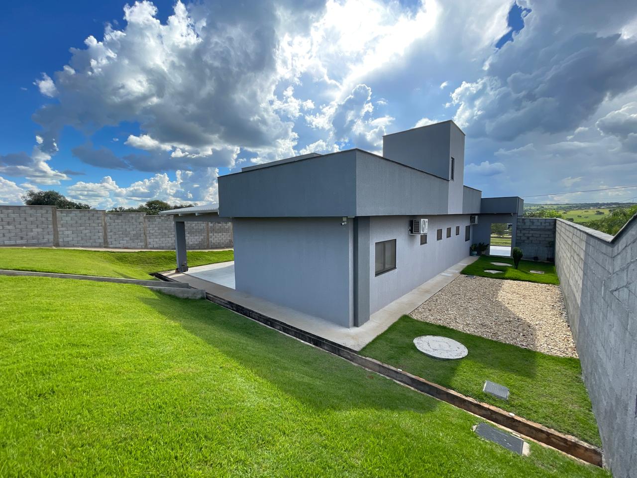 Casa de Alto Padrão à Venda - Condomínio Fechado — foto