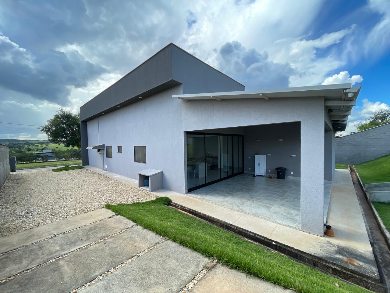 Casa de Alto Padrão à Venda - Condomínio Fechado — foto
