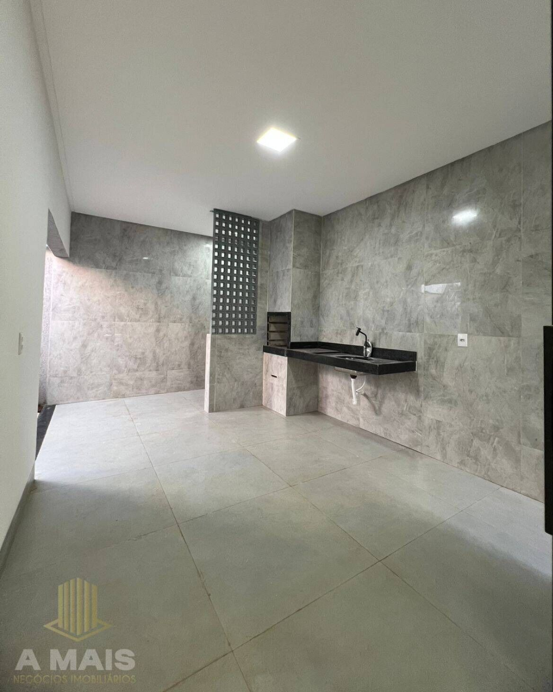 Casa à Venda com 3 Quartos – Setor Goiá 2 | Goiânia/GO — foto