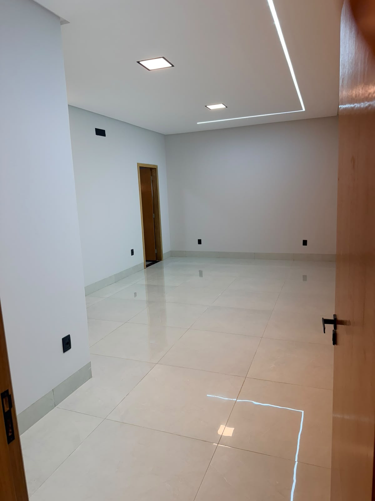 Casa à Venda com 3 Quartos – Residencial das Acácias | Goiânia/GO — foto