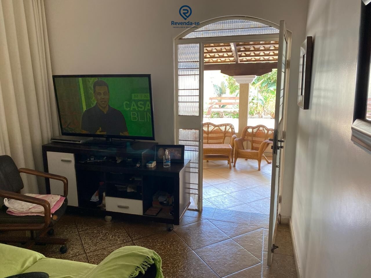 Casa Sobrado em Setor Criméia Oeste, Goiânia/GO — foto