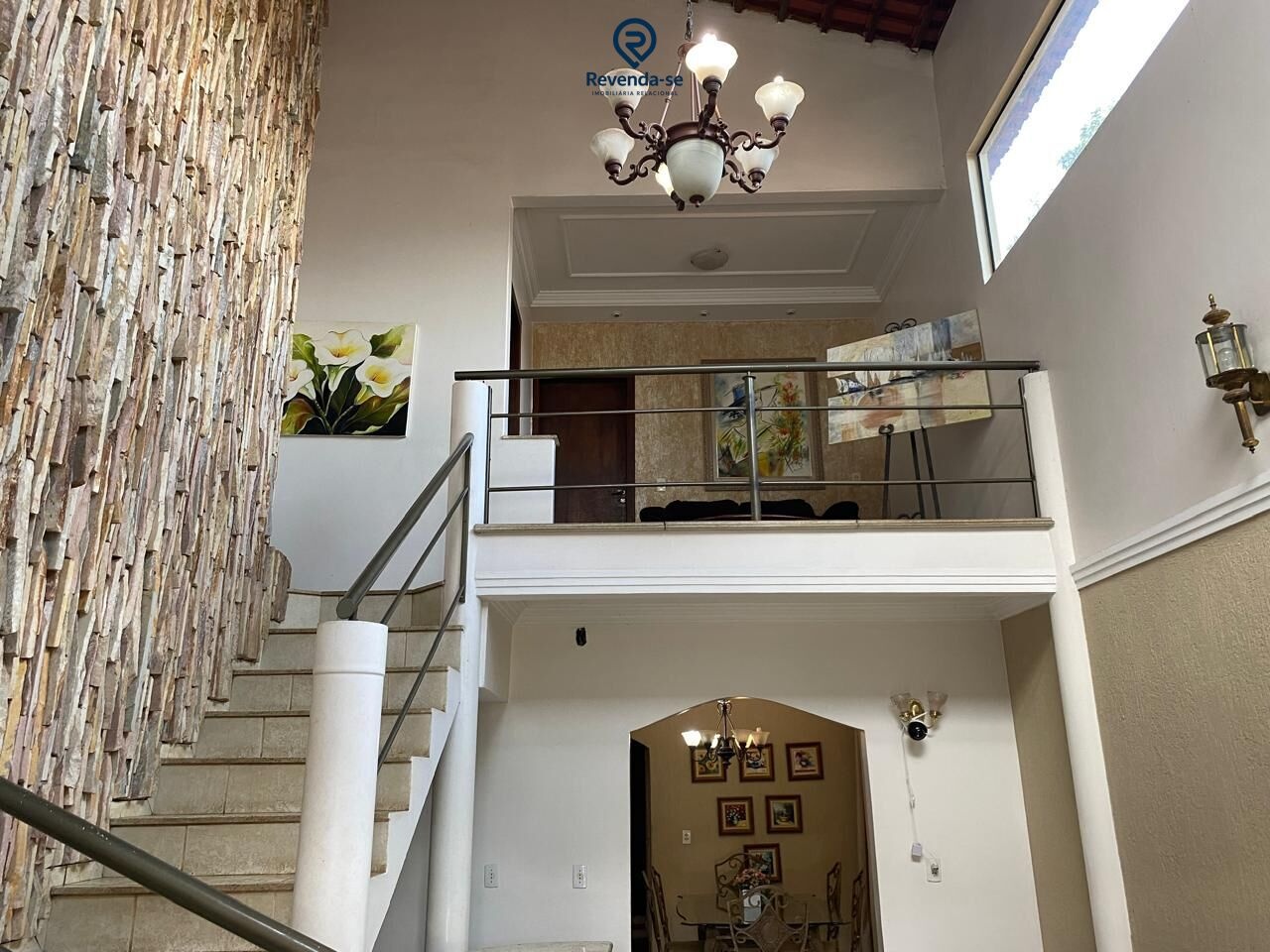 Casa Sobrado em Setor Criméia Oeste, Goiânia/GO — foto