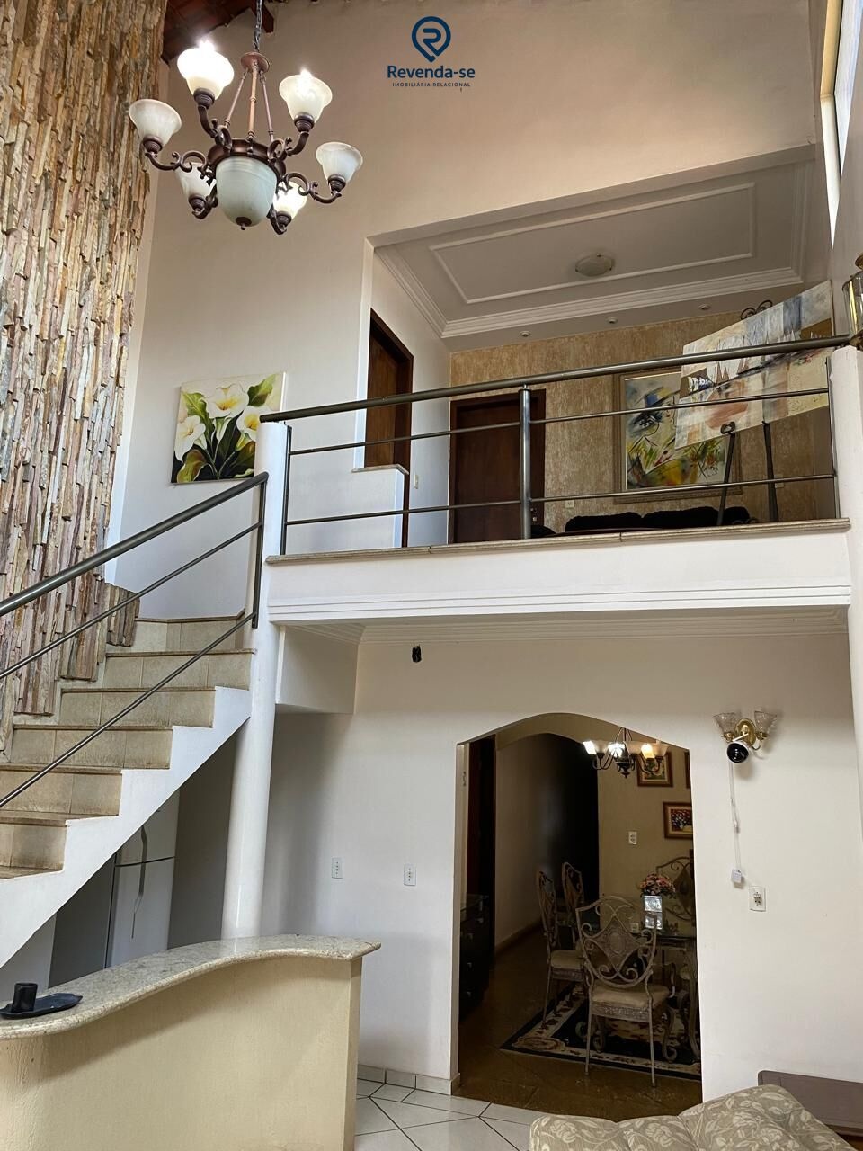 Casa Sobrado em Setor Criméia Oeste, Goiânia/GO — foto