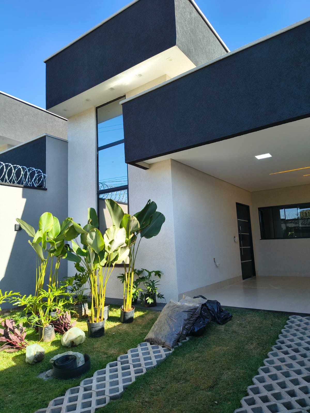 Linda casa de 3 quartos no Costa Paranhos — foto