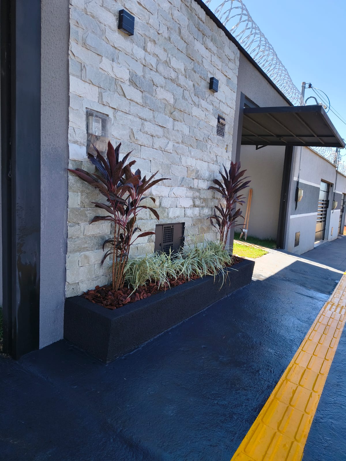 Linda casa de 3 quartos no Costa Paranhos — foto