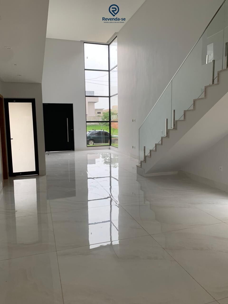Casa à venda no bairro Residencial Parqville Jacarandá - Aparecida de Goiânia/GO — foto