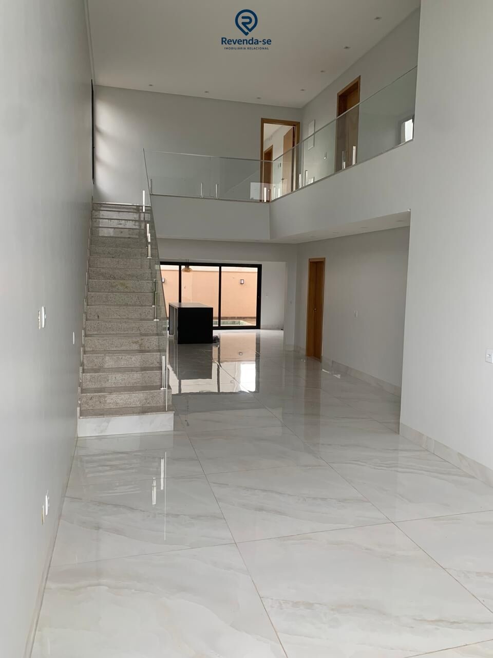 Casa à venda no bairro Residencial Parqville Jacarandá - Aparecida de Goiânia/GO — foto