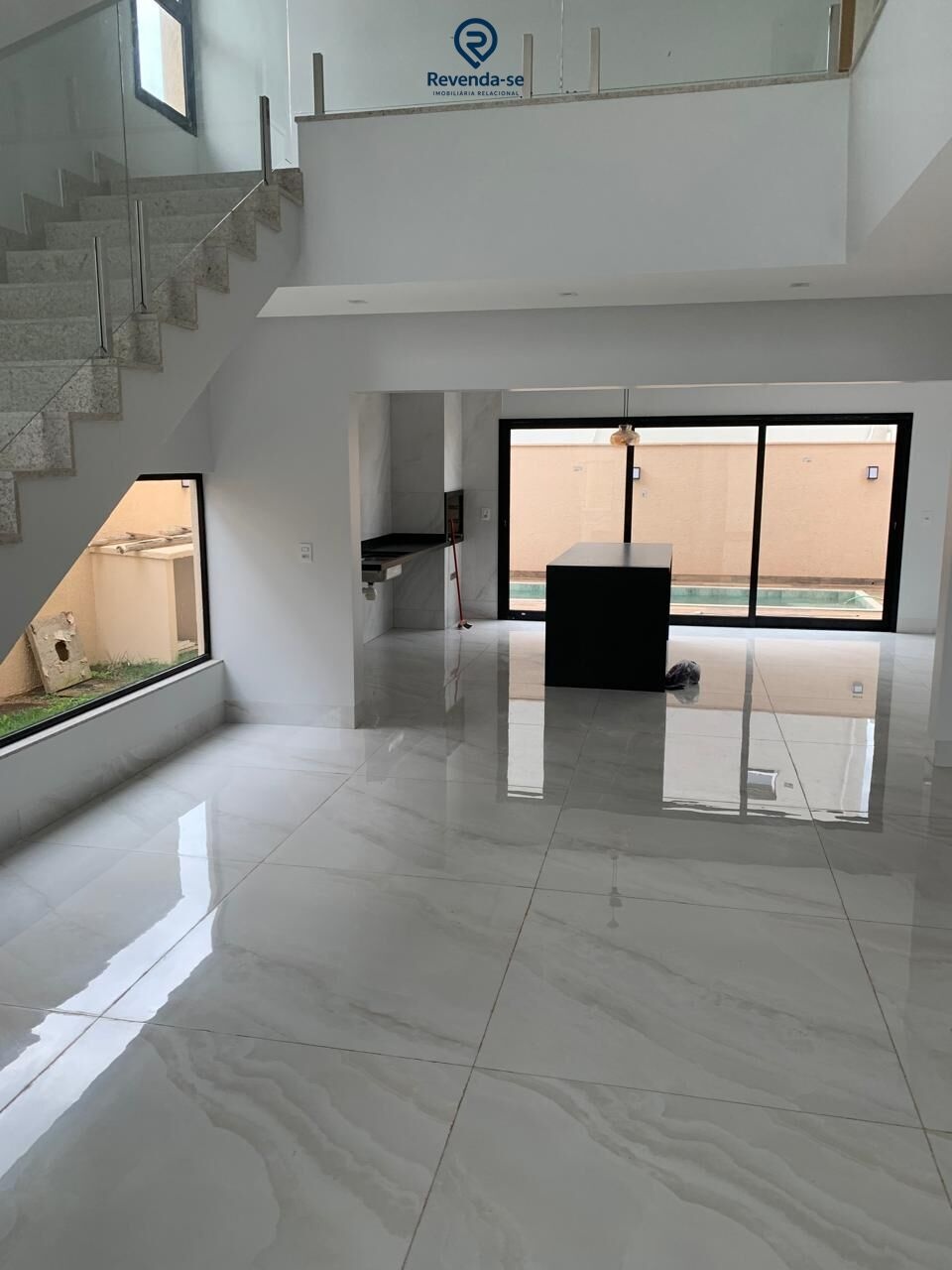 Casa à venda no bairro Residencial Parqville Jacarandá - Aparecida de Goiânia/GO — foto