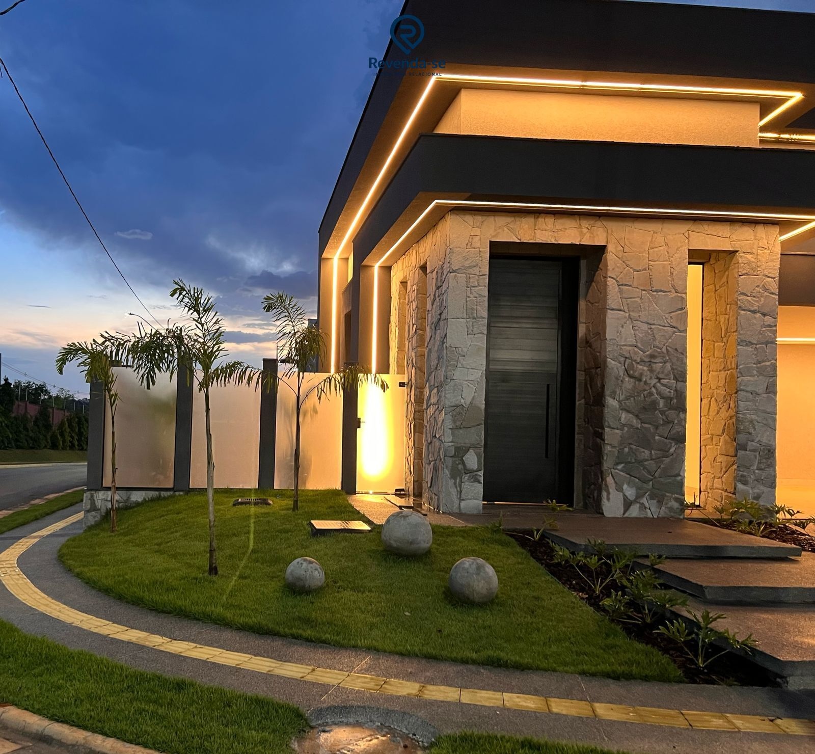 Casa no Jardins Capri - Senador Canedo — foto