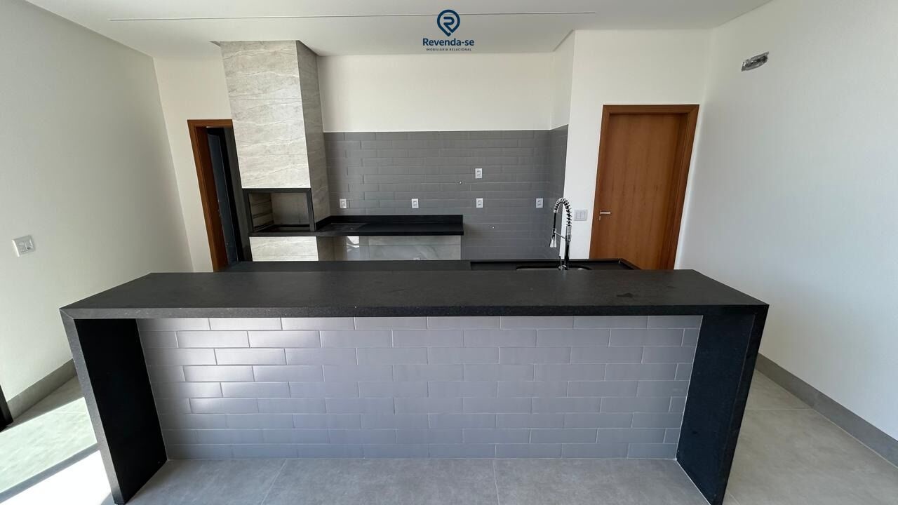 Casa no Jardins Capri - Senador Canedo — foto