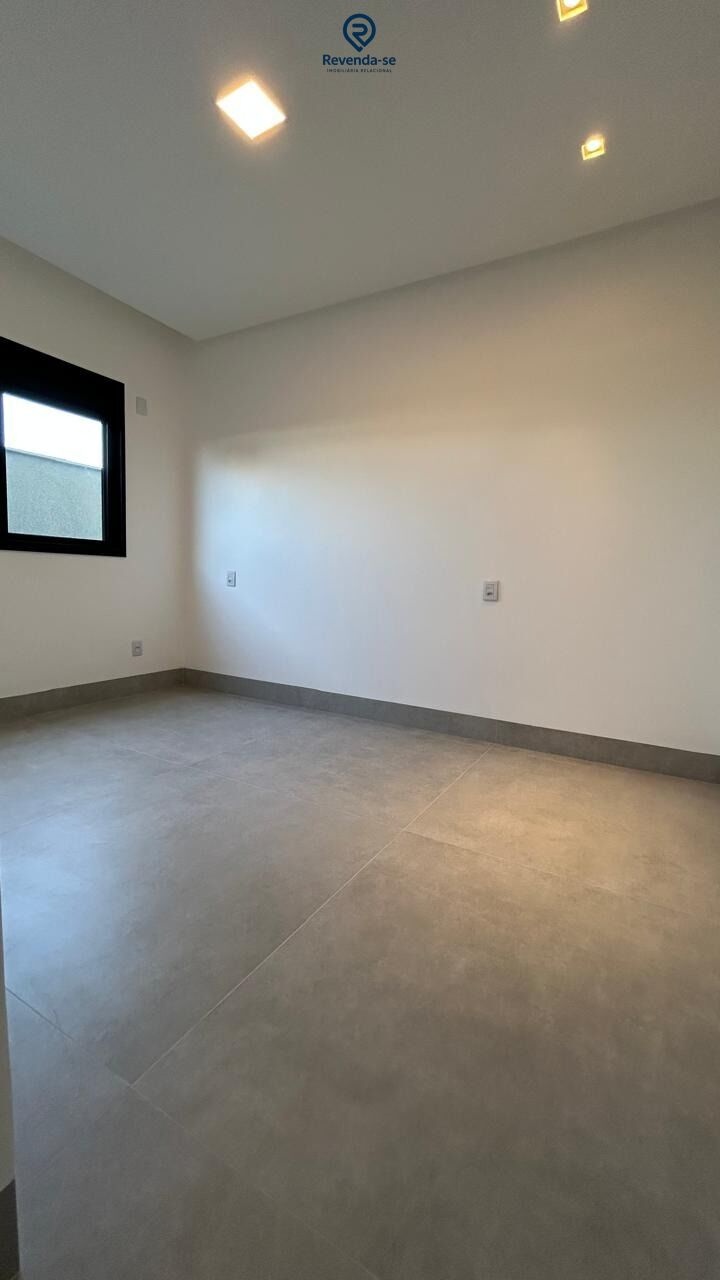 Casa no Jardins Capri - Senador Canedo — foto