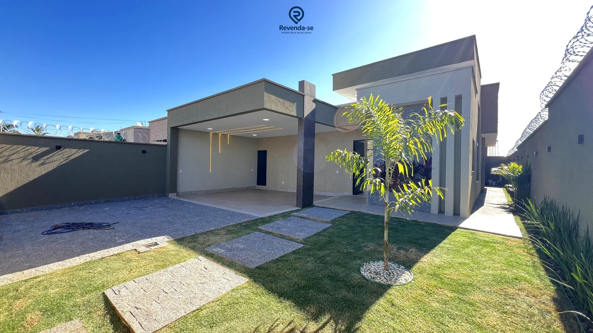 CASA NOVA A  VENDA NO ALICE BARBOSA - LINDA!!!! — foto