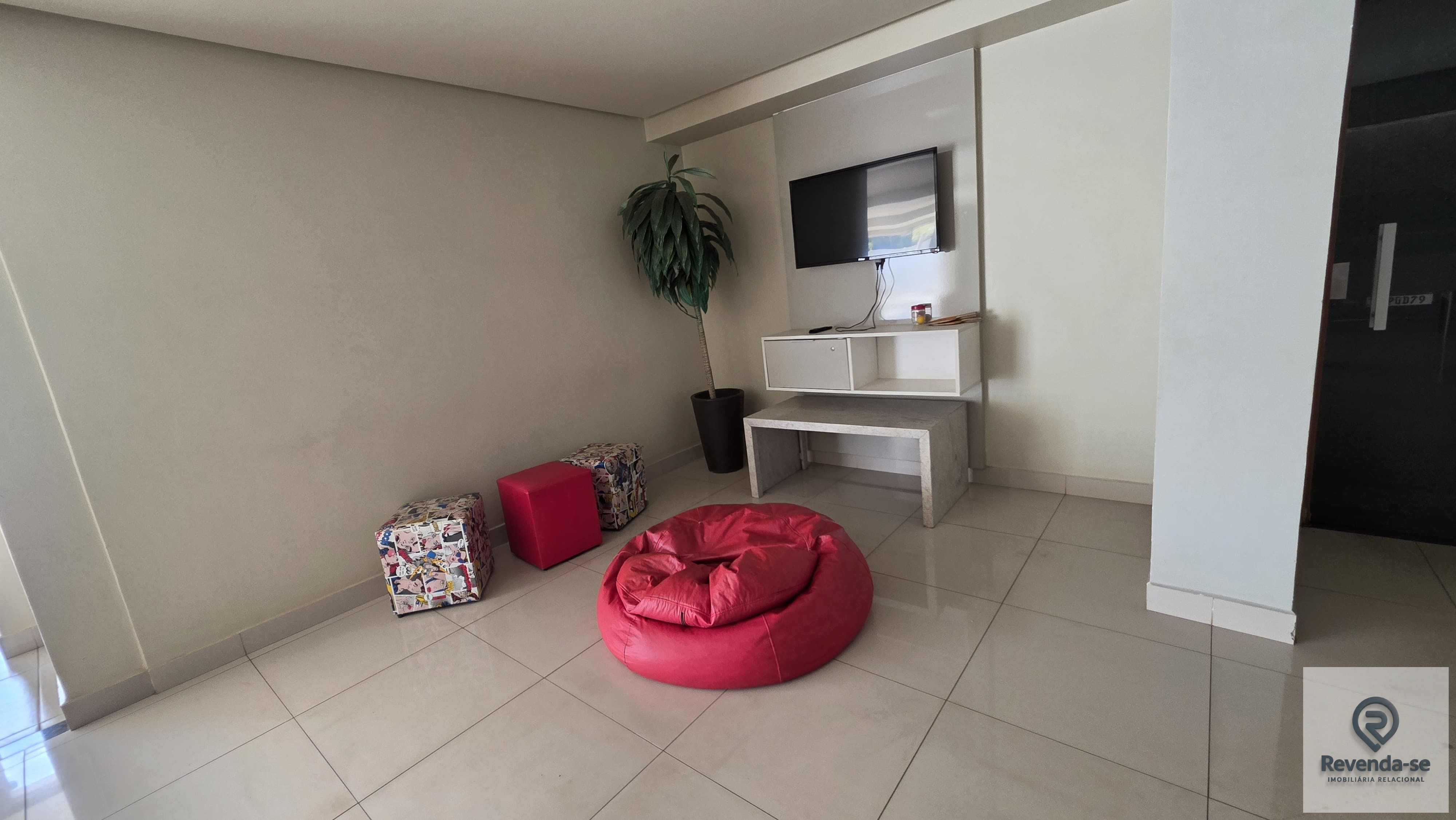 Apartamento 3 Suites  Semimobiliado -  A apenas 2 minutos do Shopping Flamboyant — foto