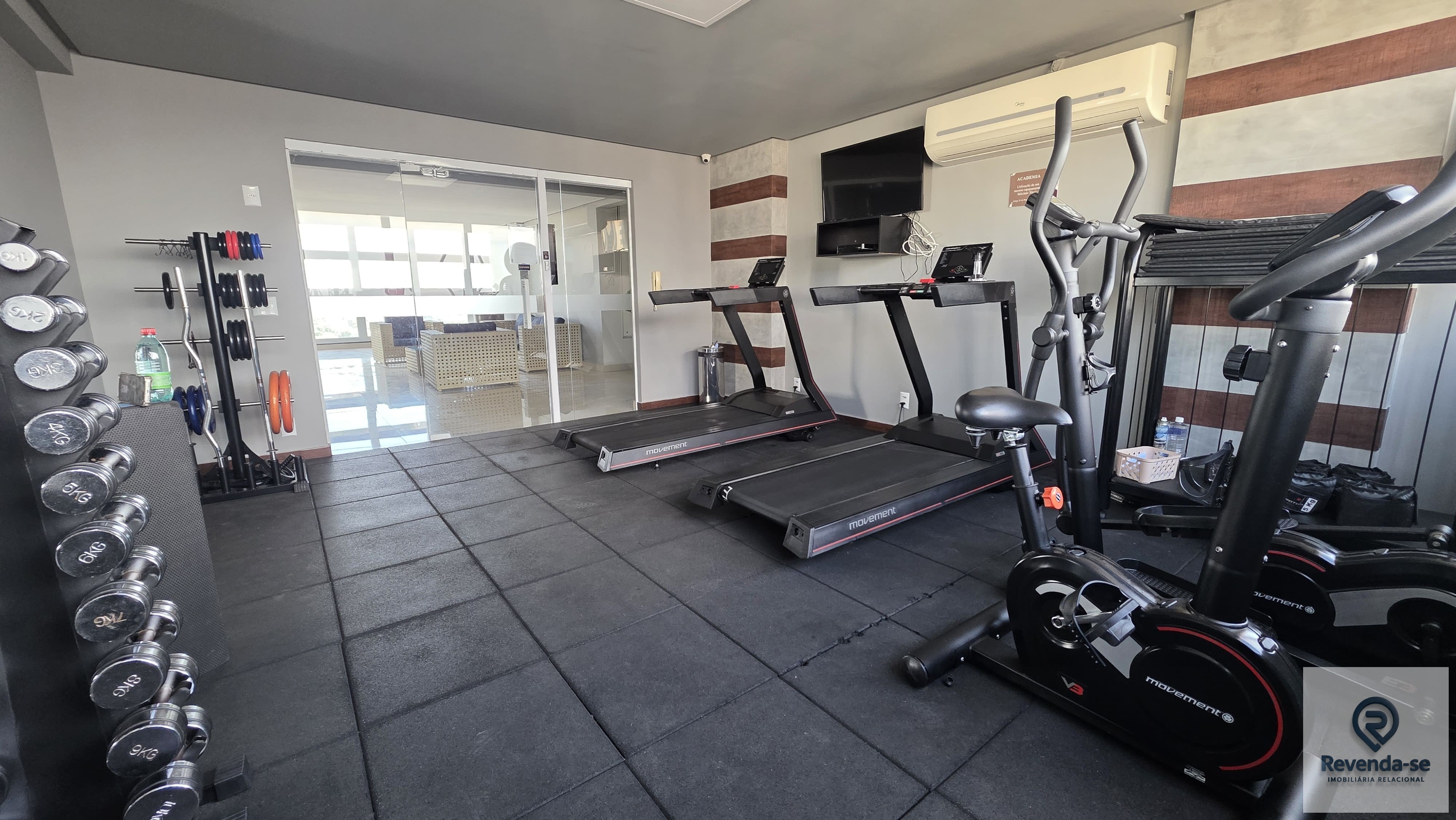 Apartamento 3 Suites  Semimobiliado -  A apenas 2 minutos do Shopping Flamboyant — foto
