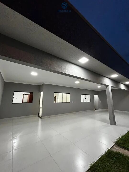 🏡 Casa Moderna de Alto Padrão – 3 Quartos | Cidade Satélite — foto