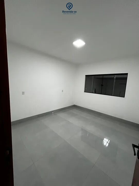 🏡 Casa Moderna de Alto Padrão – 3 Quartos | Cidade Satélite — foto