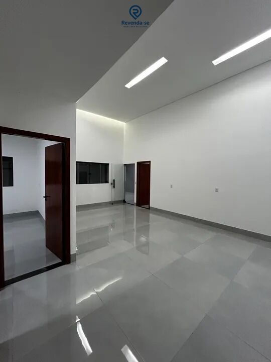🏡 Casa Moderna de Alto Padrão – 3 Quartos | Cidade Satélite — foto
