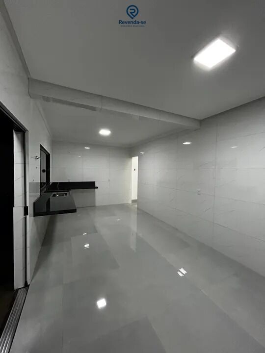🏡 Casa Moderna de Alto Padrão – 3 Quartos | Cidade Satélite — foto