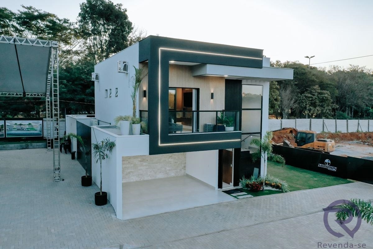 Casa à venda no bairro Vila Novo Horizonte em Goiânia/GO — foto