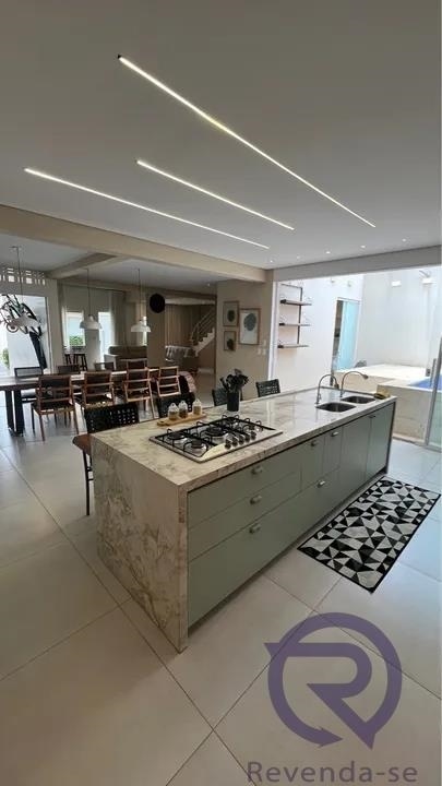 Casa à venda no bairro Setor Castelo Branco em Goiânia/GO — foto