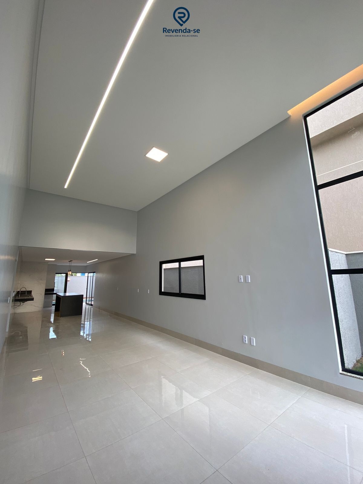 Casa à venda no bairro Residencial Parqville Jacarandá - Aparecida de Goiânia/GO — foto