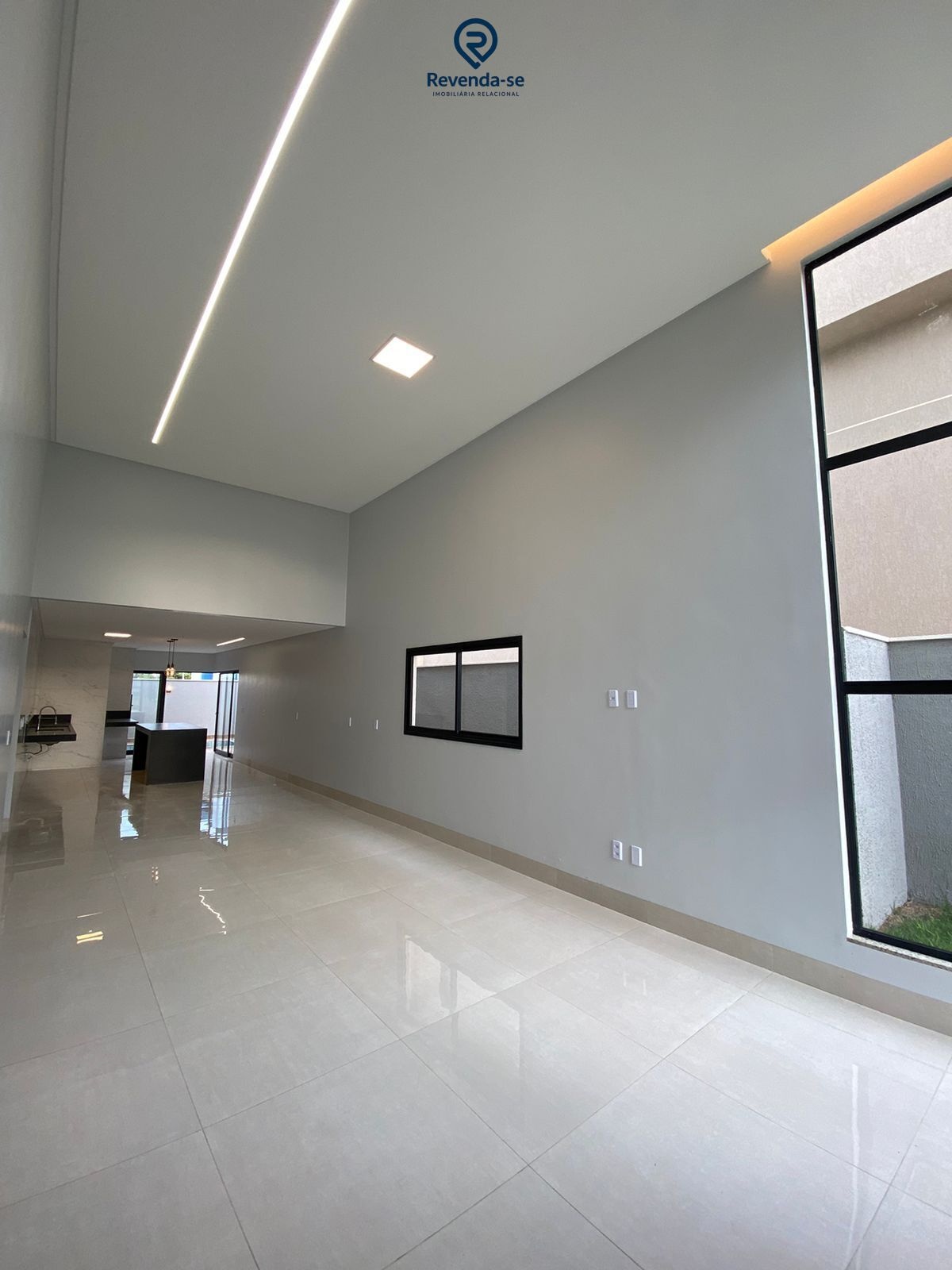 Casa à venda no bairro Residencial Parqville Jacarandá - Aparecida de Goiânia/GO — foto