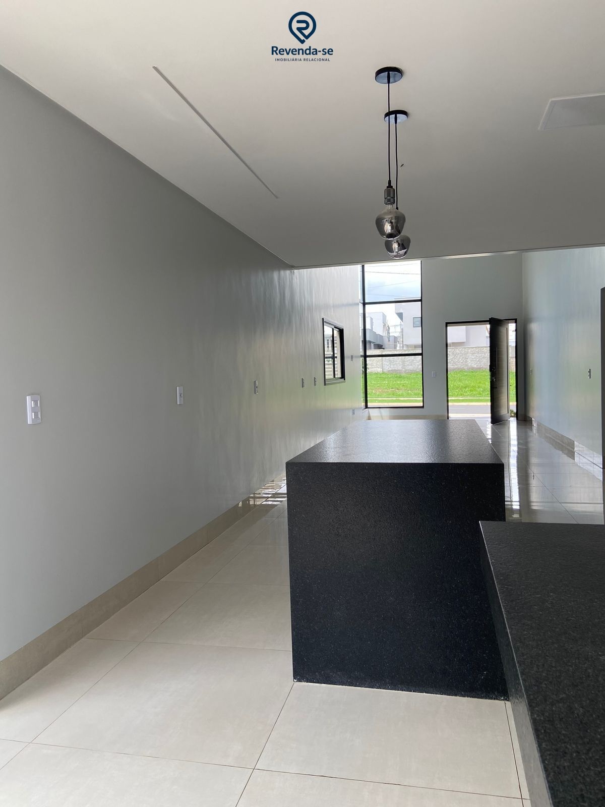 Casa à venda no bairro Residencial Parqville Jacarandá - Aparecida de Goiânia/GO — foto