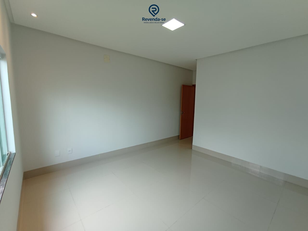 Casa Alto Padrão c-CarlitoPereira01 — foto