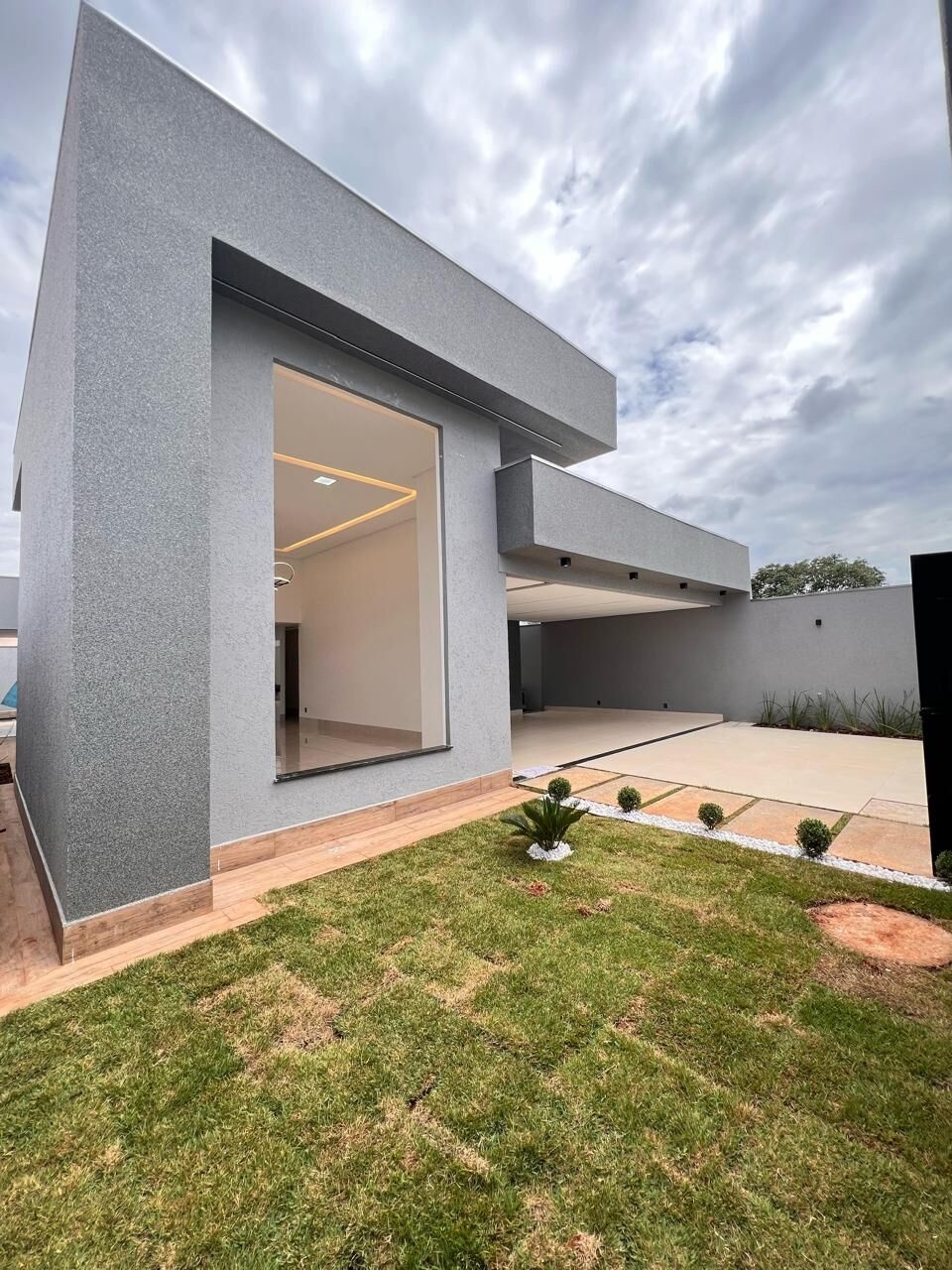 Casa à venda no bairro Setor Faiçalville - Goiânia/GO — foto