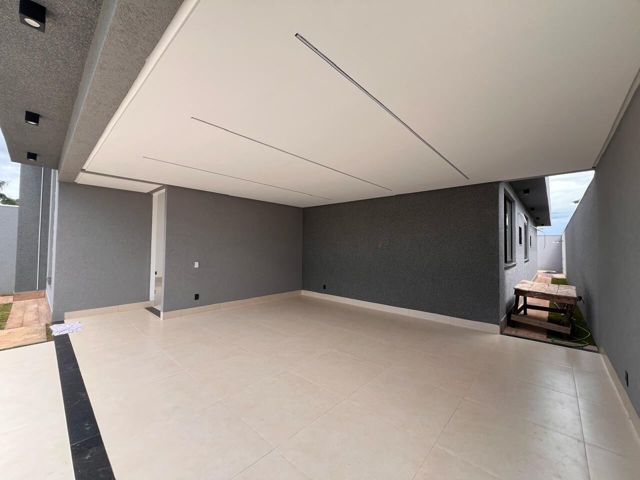 Casa à venda no bairro Setor Faiçalville - Goiânia/GO — foto