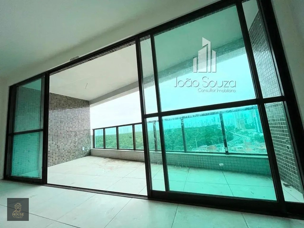 Apartamento à Venda no Edf. Jayme Figueiredo — foto