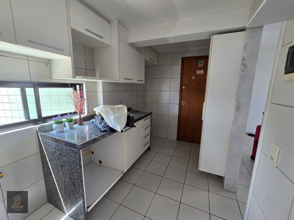 🏡 Apartamento à Venda em Casa Forte – Recife/PE — foto