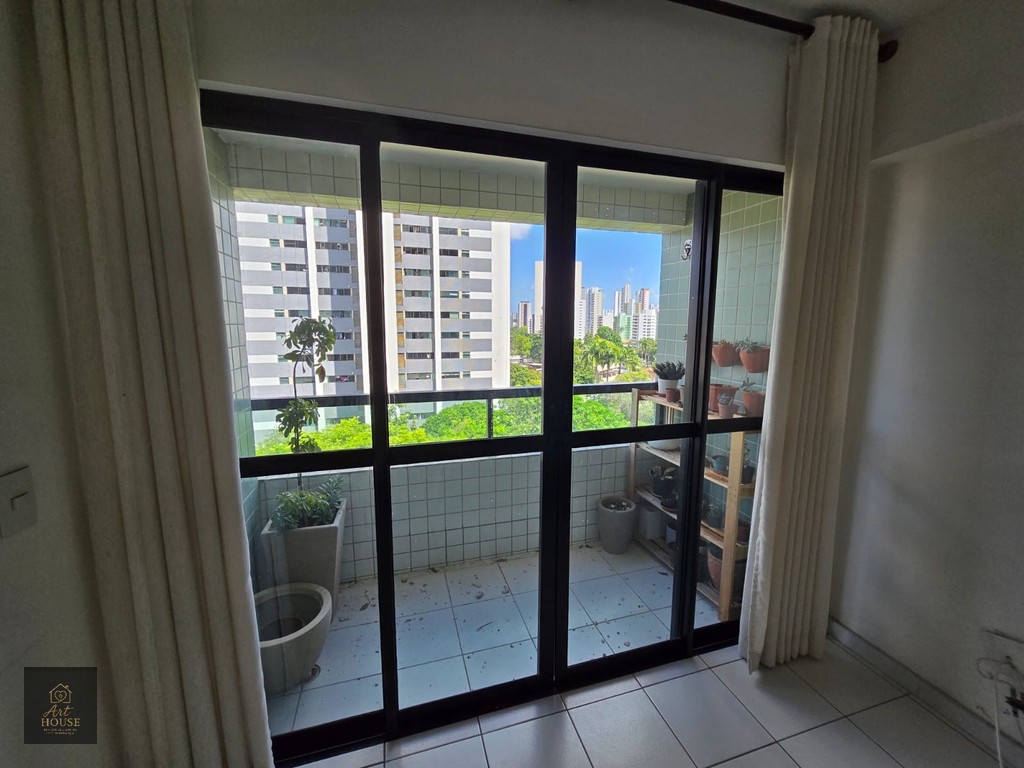 🏡 Apartamento à Venda em Casa Forte – Recife/PE — foto