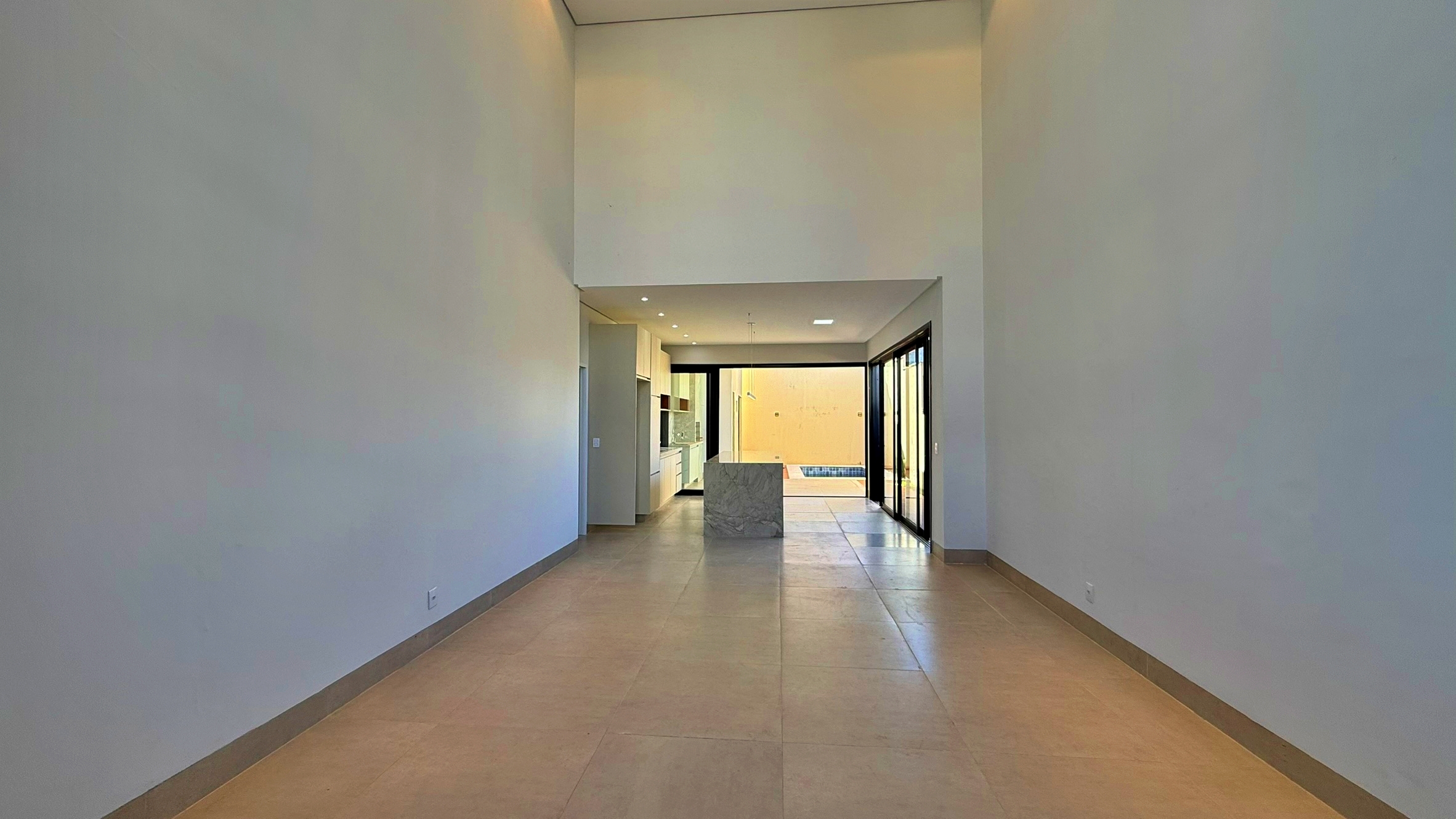 Casa 3 Suítes à Venda no Condomínio Jardins Bolonha – Senador Canedo — foto