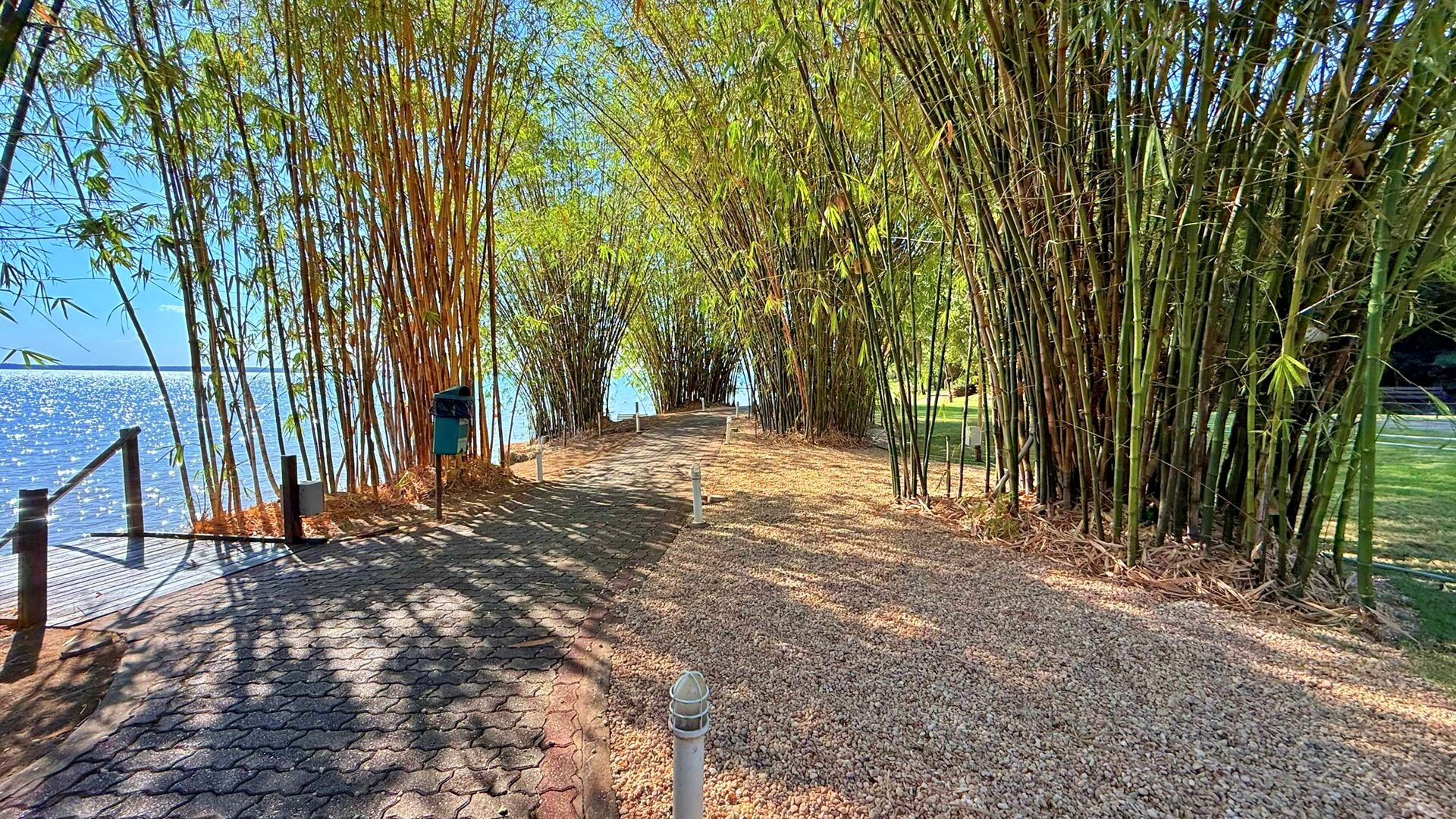 Terreno de 1.582 m² à Venda no Condomínio Polinésia Resort — foto
