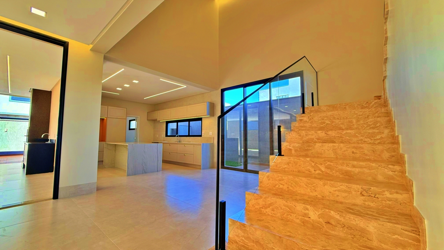 Sobrado 4 Suítes com Piscina à Venda no Portal do Sol Garden em Goiânia – 313 m² — foto