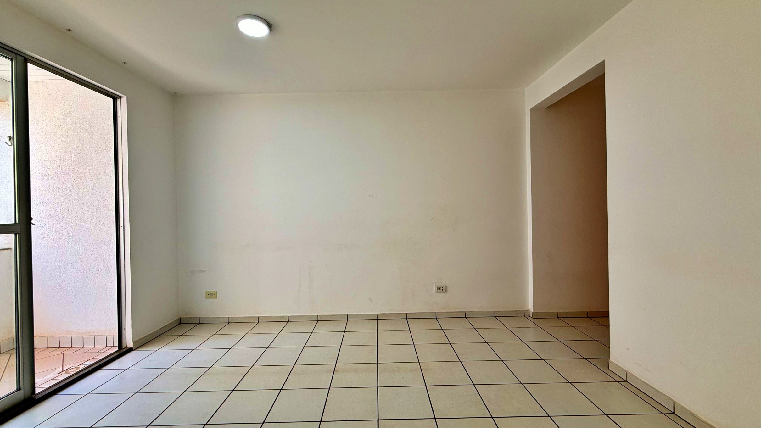 Apartamento de 2 Quartos com Suíte à Venda no Setor Bueno – Goiânia — foto
