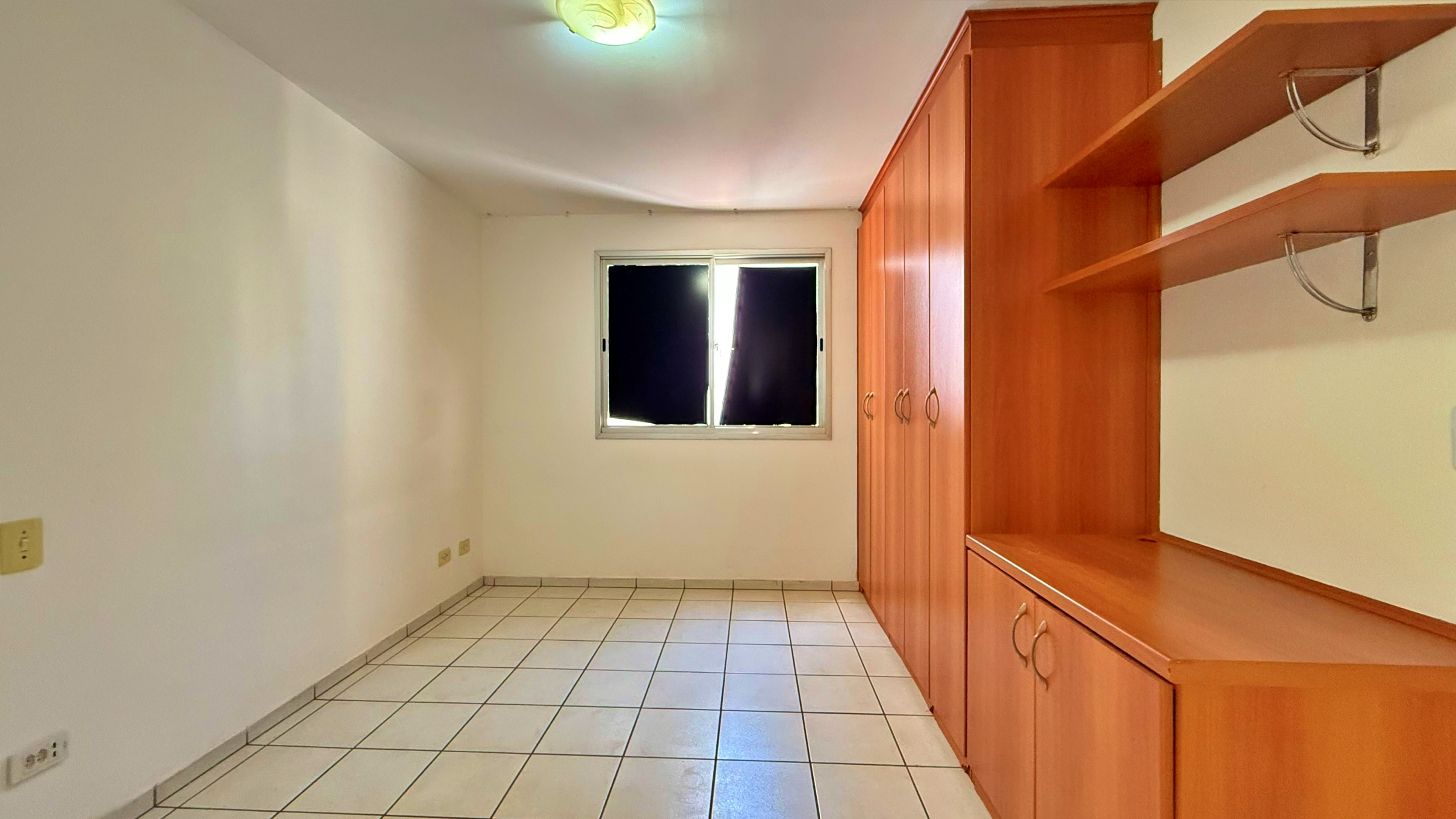 Apartamento de 2 Quartos com Suíte à Venda no Setor Bueno – Goiânia — foto