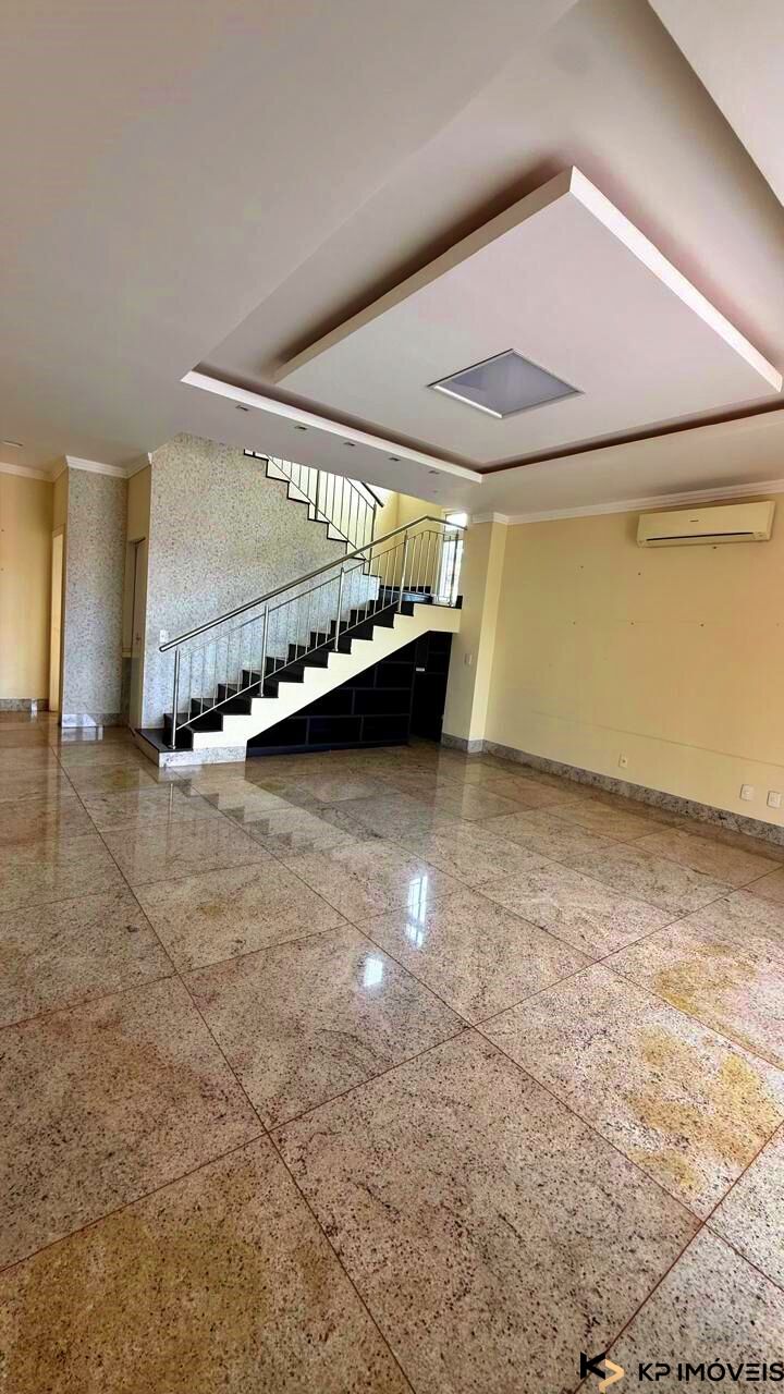 Sobrado 298m² com 5 Suítes na Quadra 110 Norte, Palmas/TO - Próximo às Melhores Escolas — foto